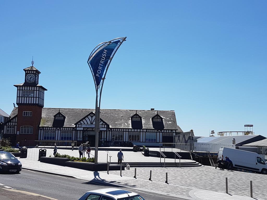 East Strand View Portrush Bagian luar foto